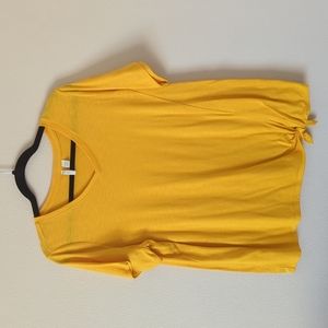 Yellow V-Neck Short Sleeve Top